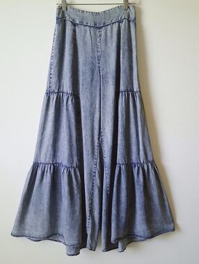 Eesome Blue Tiered Wide Leg Tencel Pants Size Medium Boho Pull -On